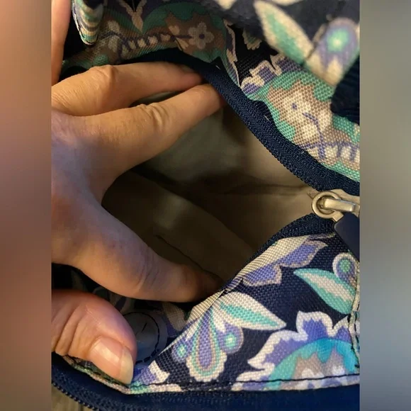 Pottery Barn Teen Backpack. Lots of pockets. Tons of room - Picture 4 of 9